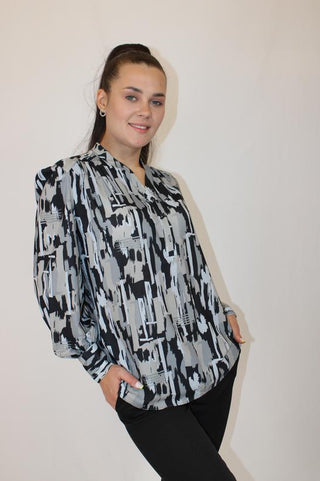 Femme & Fashion Blouse