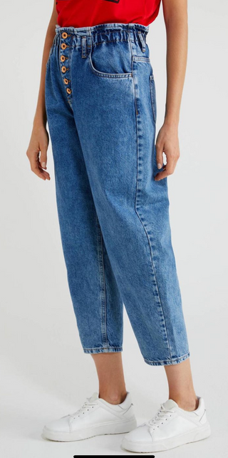 Diyor Capri Jeans